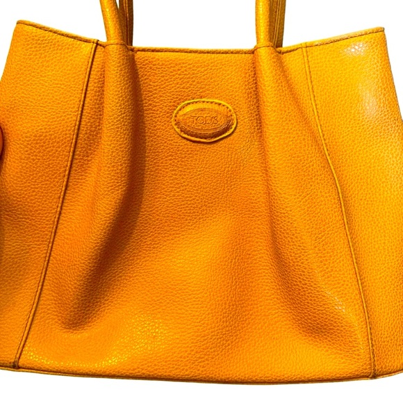 Tod’s brown camel colored leather handbag beautiful lining - Picture 3 of 12